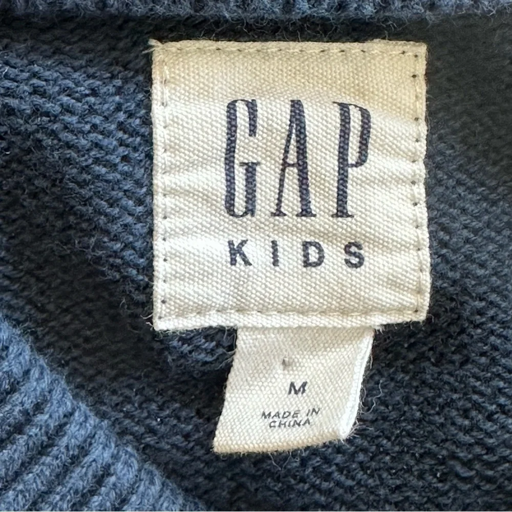 GAP boys medium
